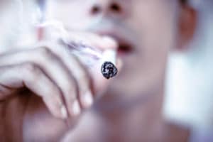 smoking and bad breath